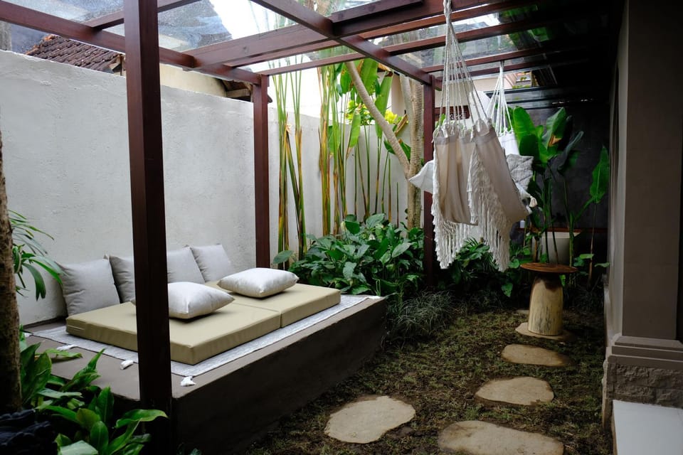 Property building, Garden
