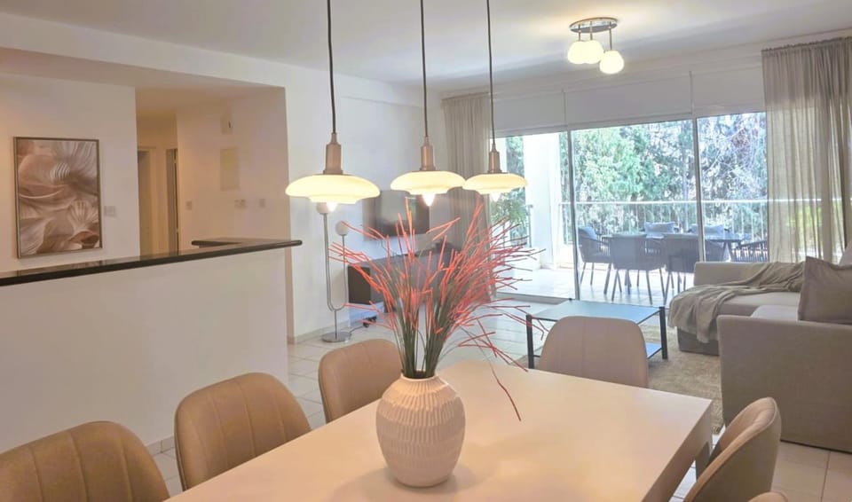 Pineview Heights by Staycom Apartment in Yeroskipou