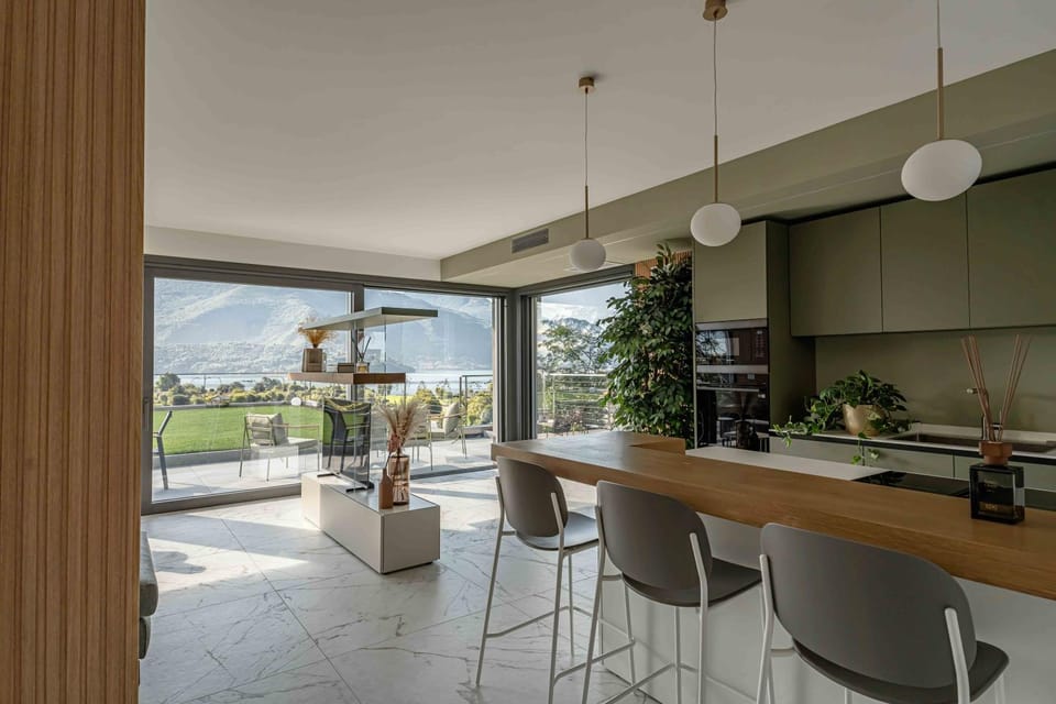 Kitchen or kitchenette, Living room, Lake view