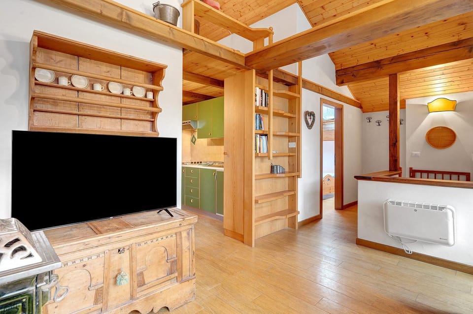 Property building, Living room