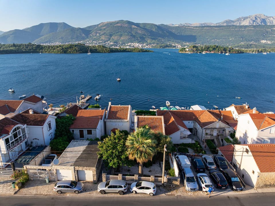 Property building, Mountain view, Sea view