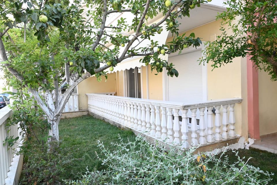 Garden, Balcony/Terrace