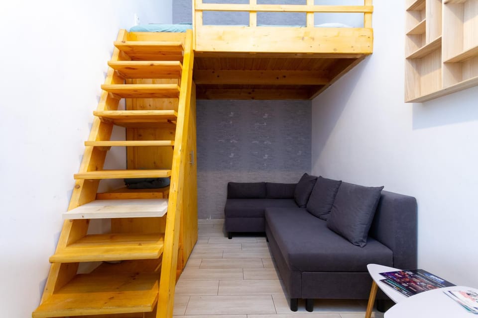 Swarz's Downtown Apartment by NW Apartment in Budapest