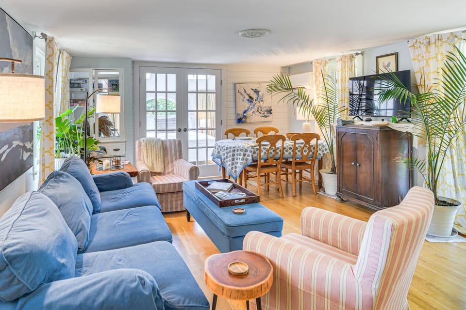 Private Heated Pool: Family Cottage in Plymouth! House in Plymouth