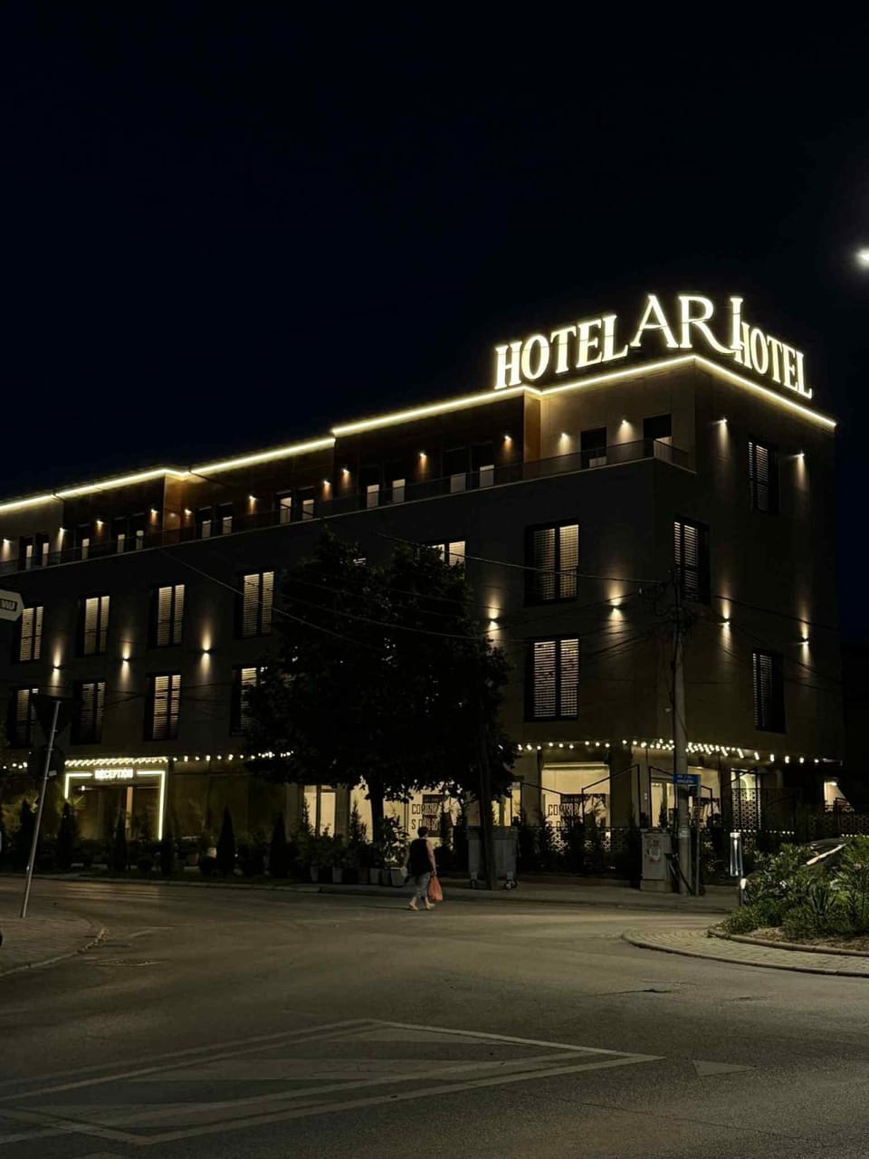 City view, Street view