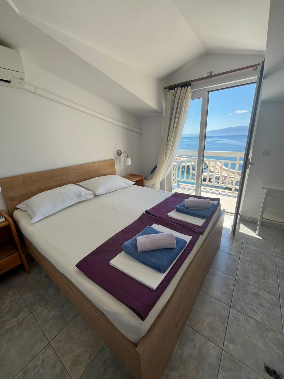 Bedroom, Sea view
