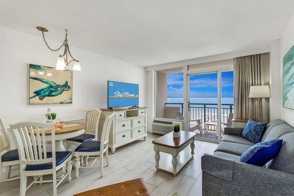 Tiki Beach by StayMareni - Oceanfront King House in Myrtle Beach