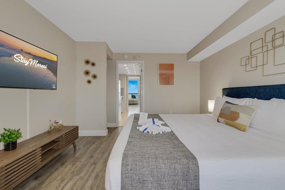 Siren's Call by StayMareni - Oceanfront Suite House in Myrtle Beach