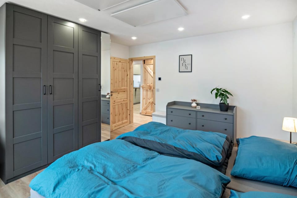 Property building, Living room, Bedroom