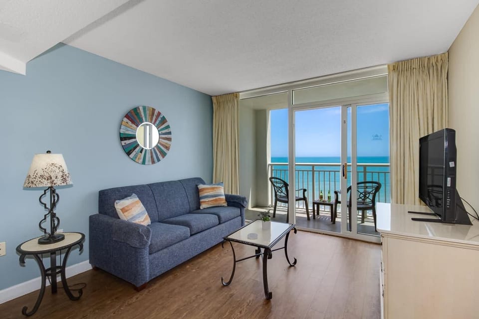 2ND Wind by StayMareni - 2Bed-2Bath Oceanfront Suite House in Myrtle Beach