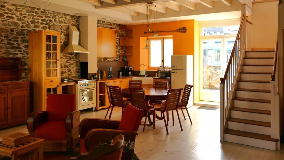 Chez Jasmine joli chapeau L'estive Apartment in Catalonia