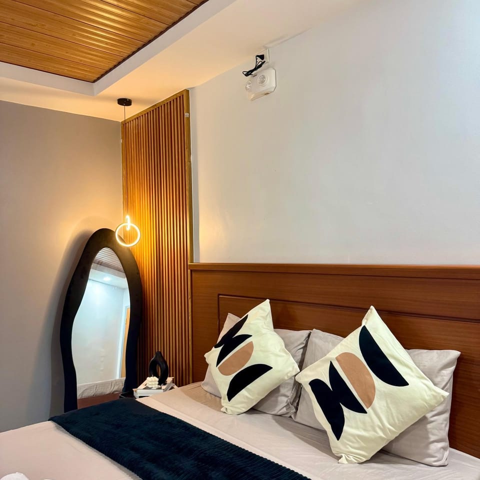 Casa KM Beach and Pool Access FREE pick up Seaport and Airport Apartment in Central Visayas
