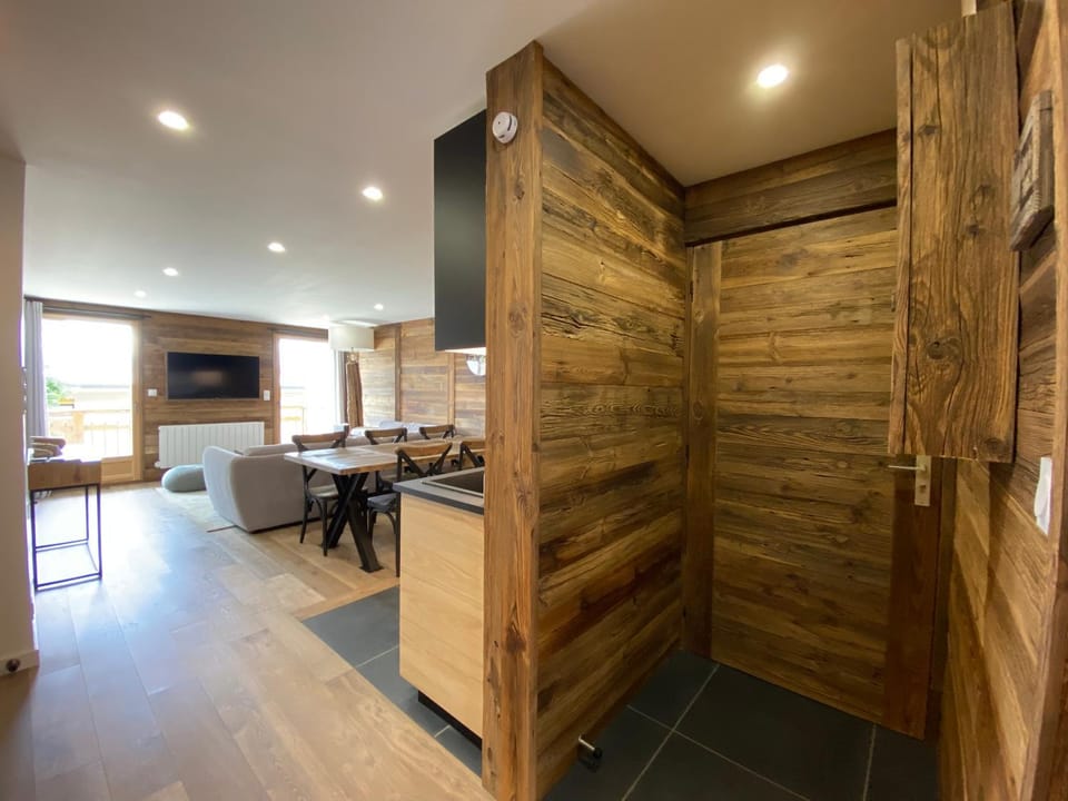 Alpe d Huez Houses - Les Castors - Magniifique nid pour 4 à 6 personnes Apartment in Huez