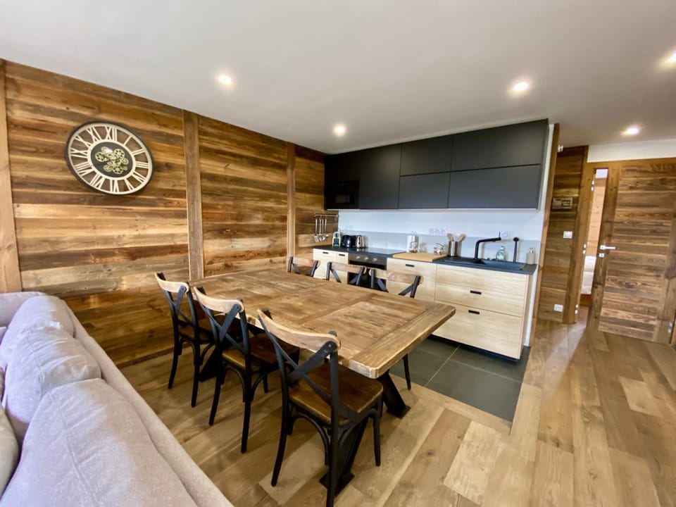 Alpe d Huez Houses - Les Castors - Magniifique nid pour 4 à 6 personnes Apartment in Huez
