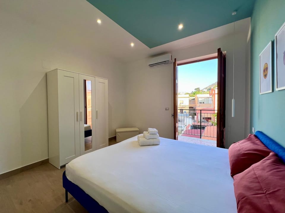 GiraSole Apartment in Palermo
