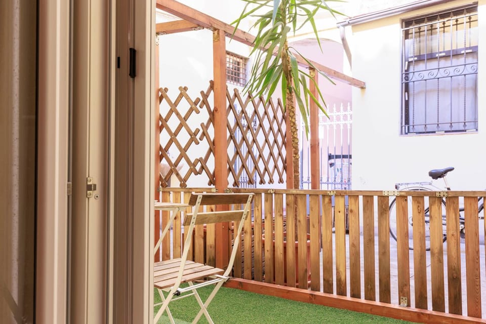 Patio, Day