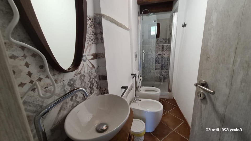 Bathroom, Living room