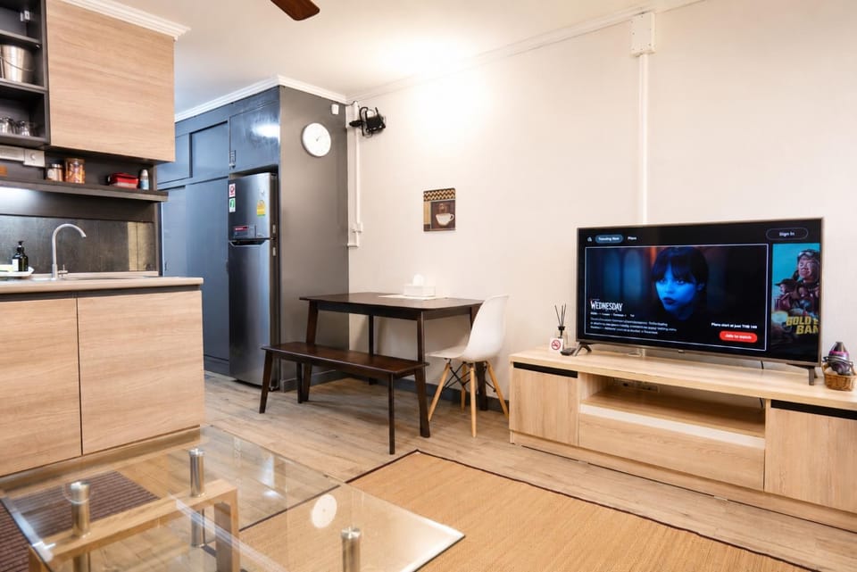 TV and multimedia, Kitchen or kitchenette, Dining area