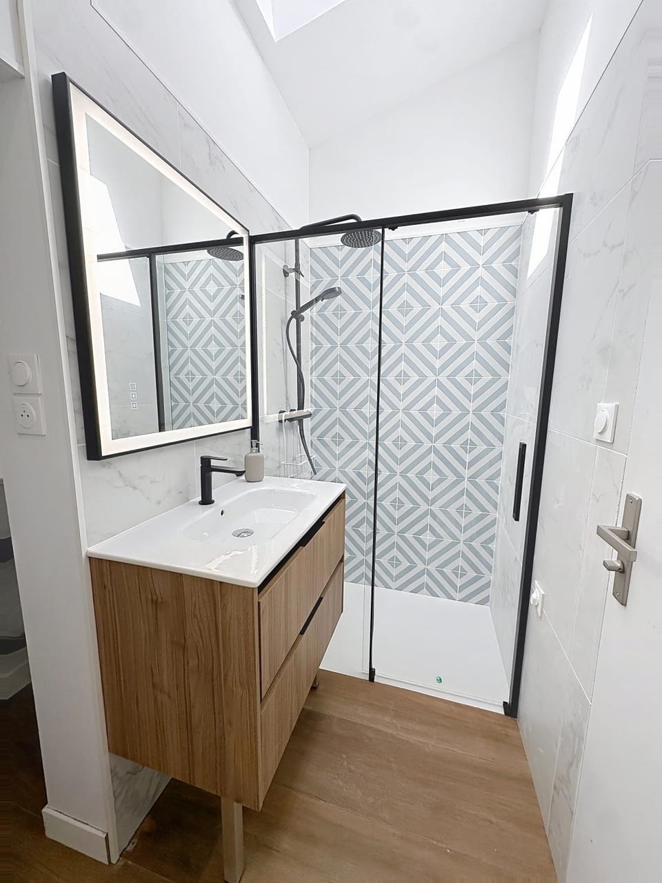 Shower, Bathroom