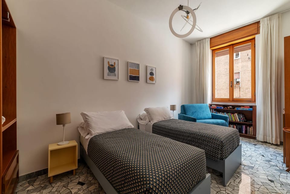 Bed, Bedroom, air conditioner