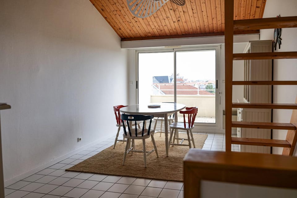 Appartement avec terrasse quartier des Présidents - 6 personnes Apartment in Château-d'Olonne