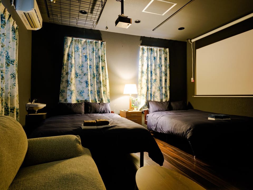 Bed, Photo of the whole room