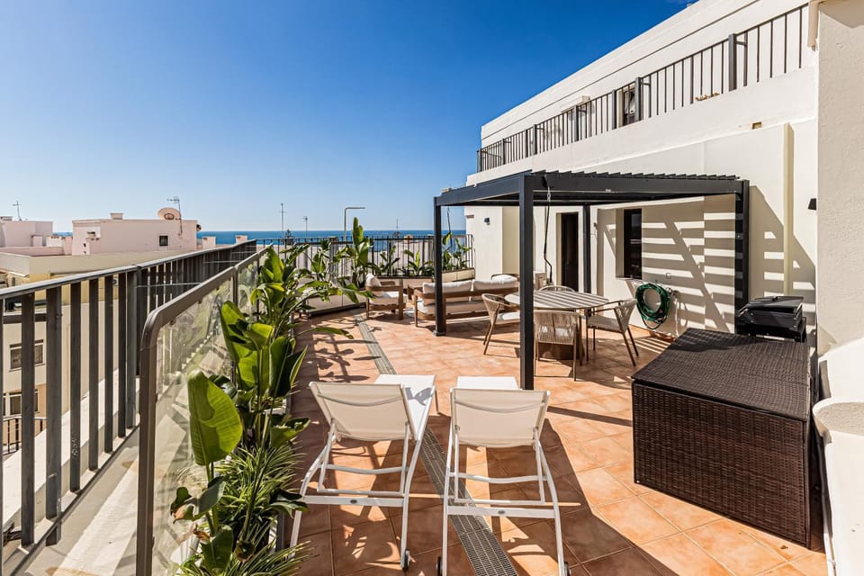 Balcony/Terrace, Dining area, Sea view, sunbed