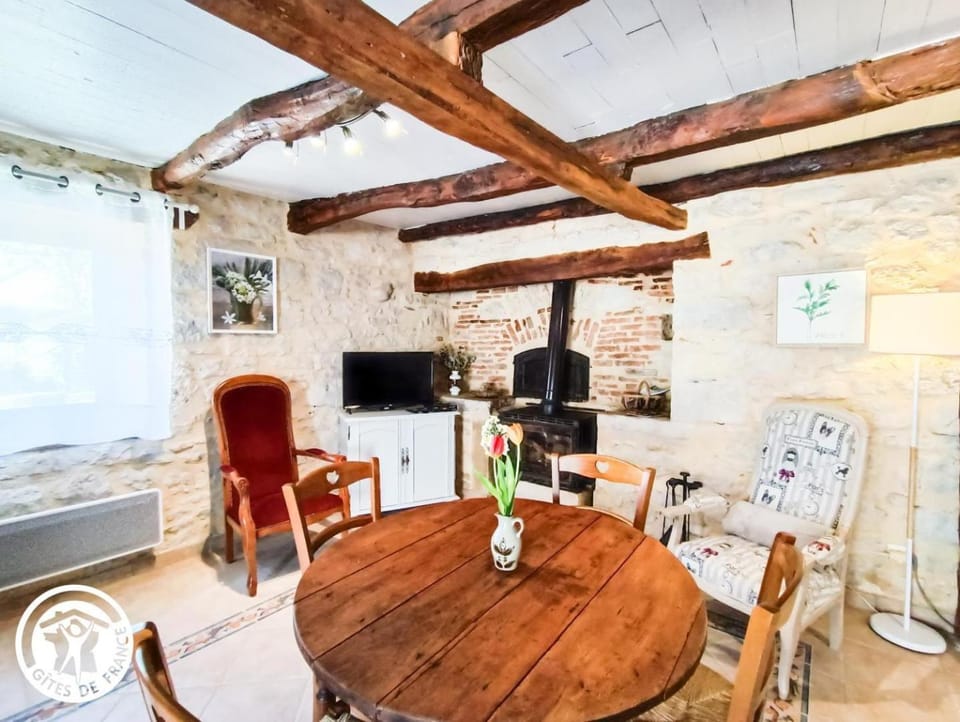 Gite Le Fournil House in Occitanie