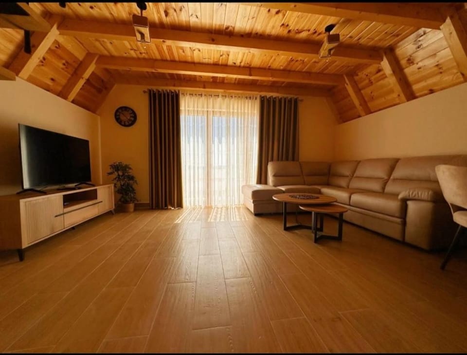 Durmitor Horizons House in Montenegro