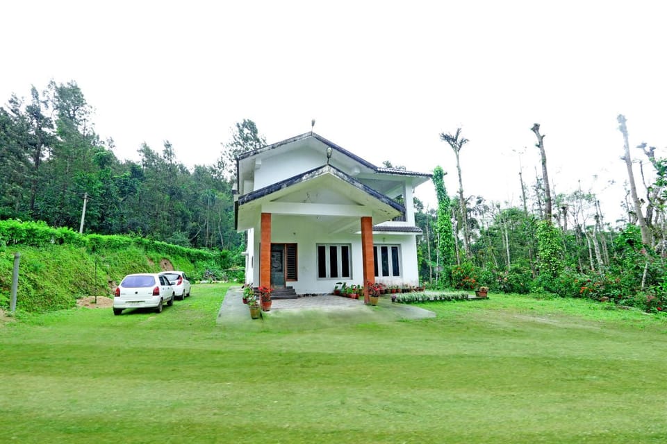 Meera Homestay - 4BH Full Villa, Estate, Balcony, Home Food Villa in Karnataka