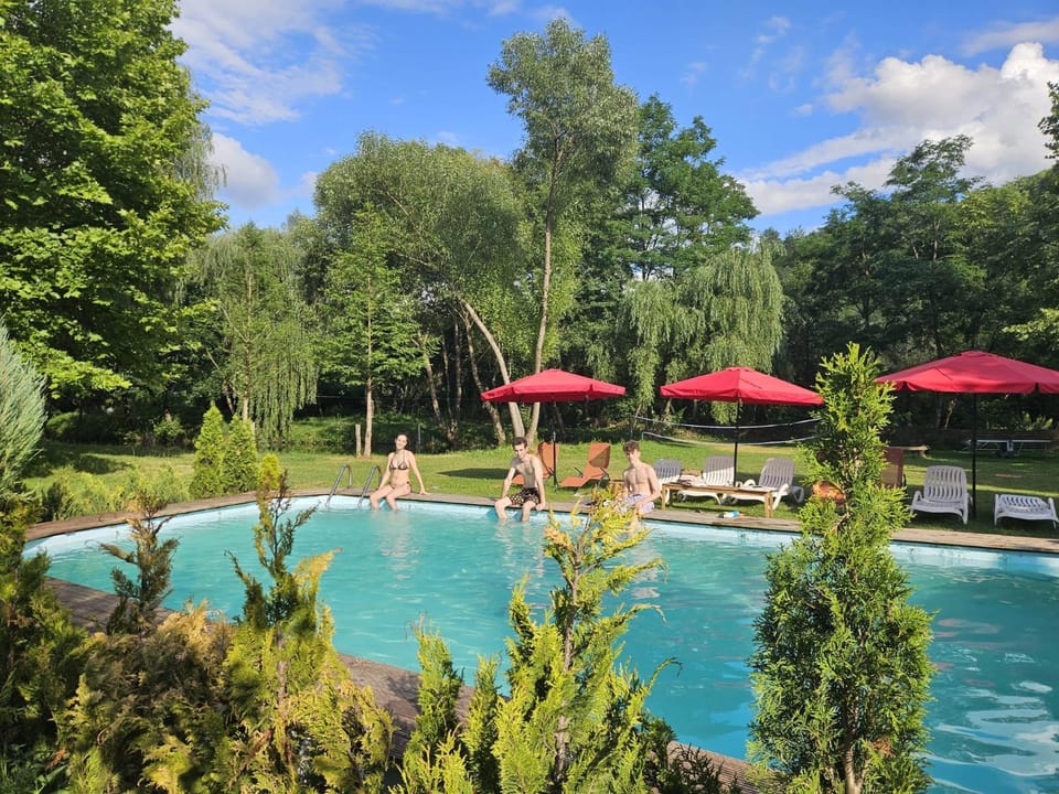 Swimming pool, Swimming pool