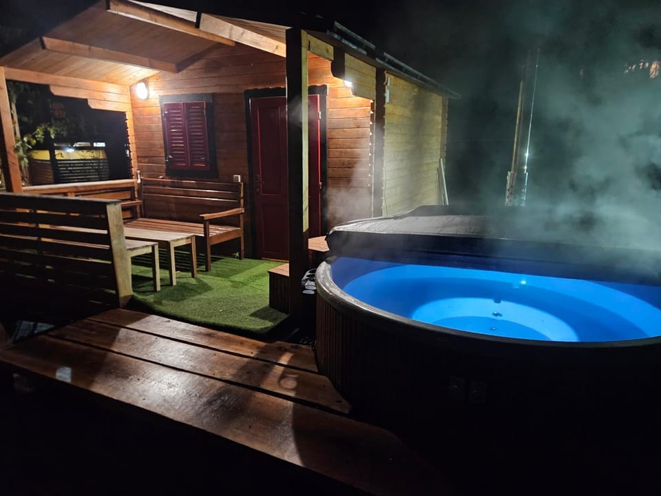 Parcul Manga Campground/ 
RV Resort in Romania