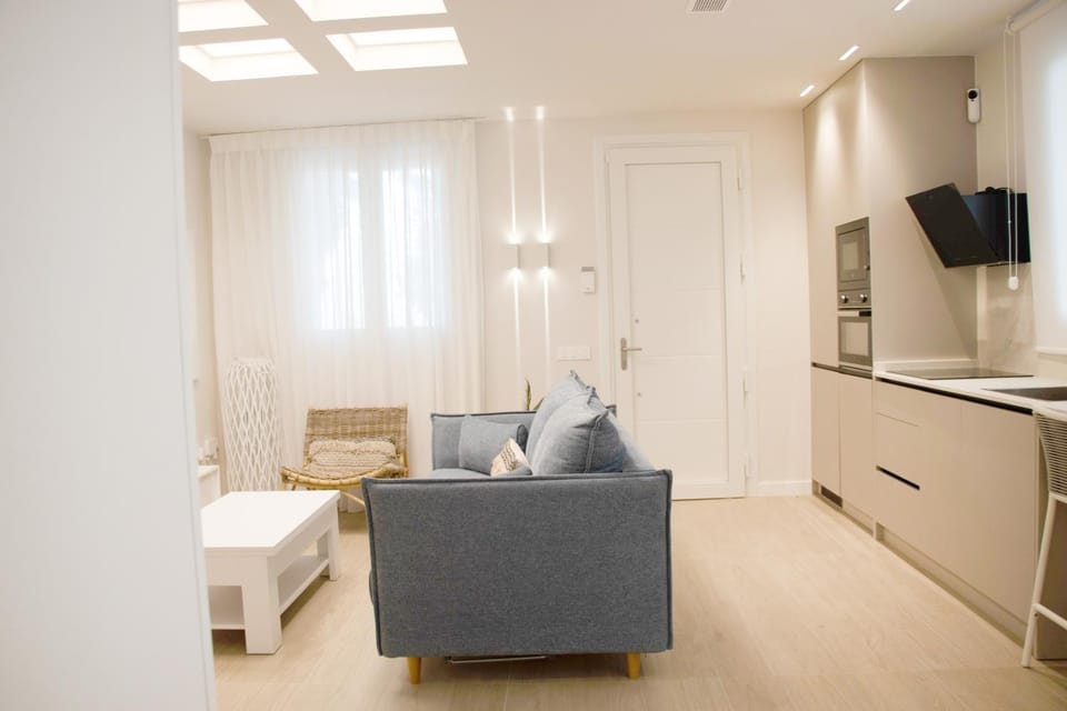 Kitchen or kitchenette, Living room, Seating area