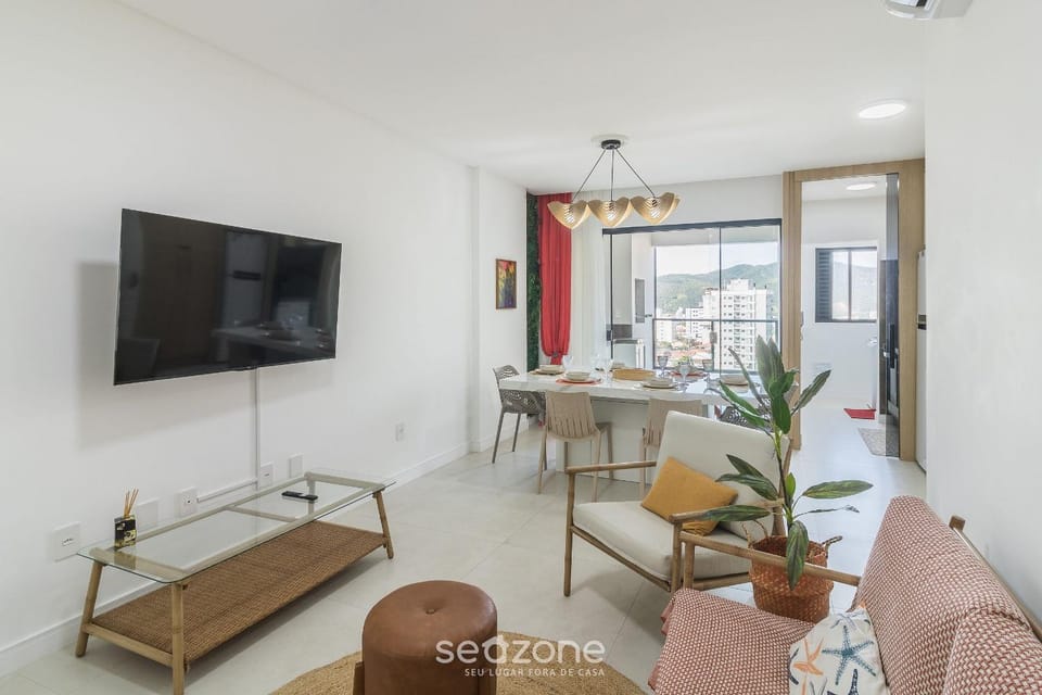 TV and multimedia, Living room, Dining area