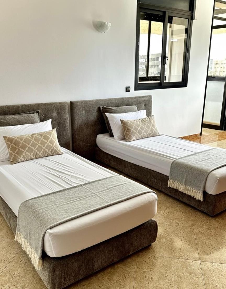 Grand Appartement à Louer à Agdal, à Deux Pas de la Gare Apartment in Rabat