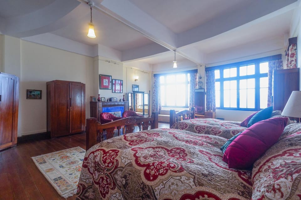 Darjeeling Burdwan Royal Heritage Palace Resort in Darjeeling