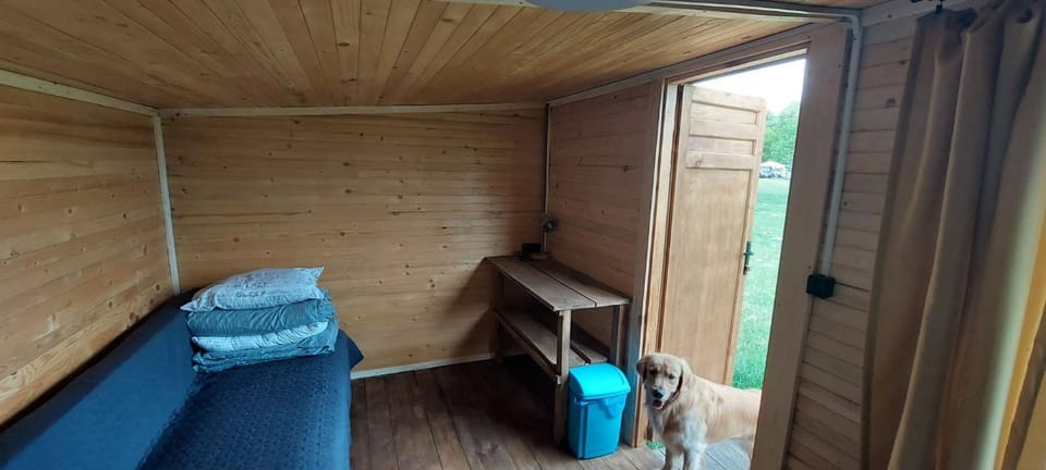 Domek GLAMPING PLUS na Polu namiotowym RADOŚĆ House in Belarus