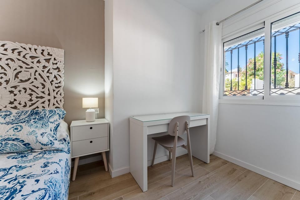 Living room, Bedroom