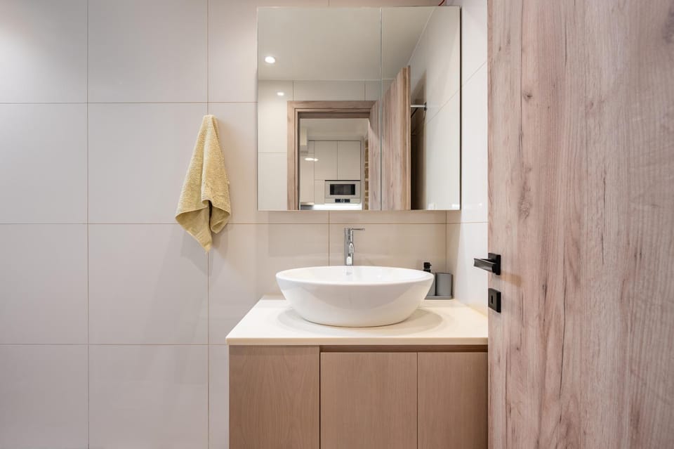 Luma Coast - Modern Stay in Kos - Walk to the Sea Apartment in Kos