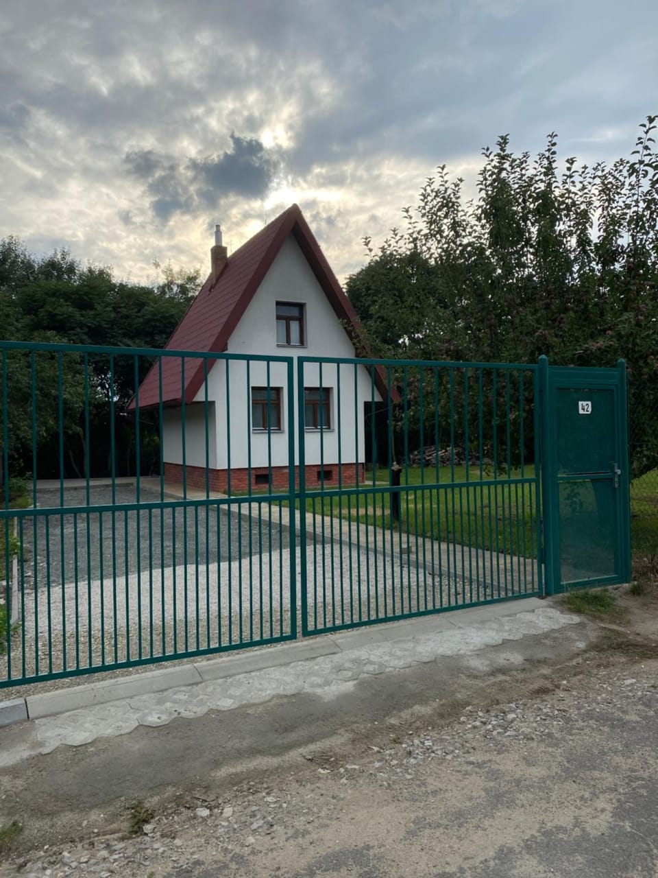 Property building, Day