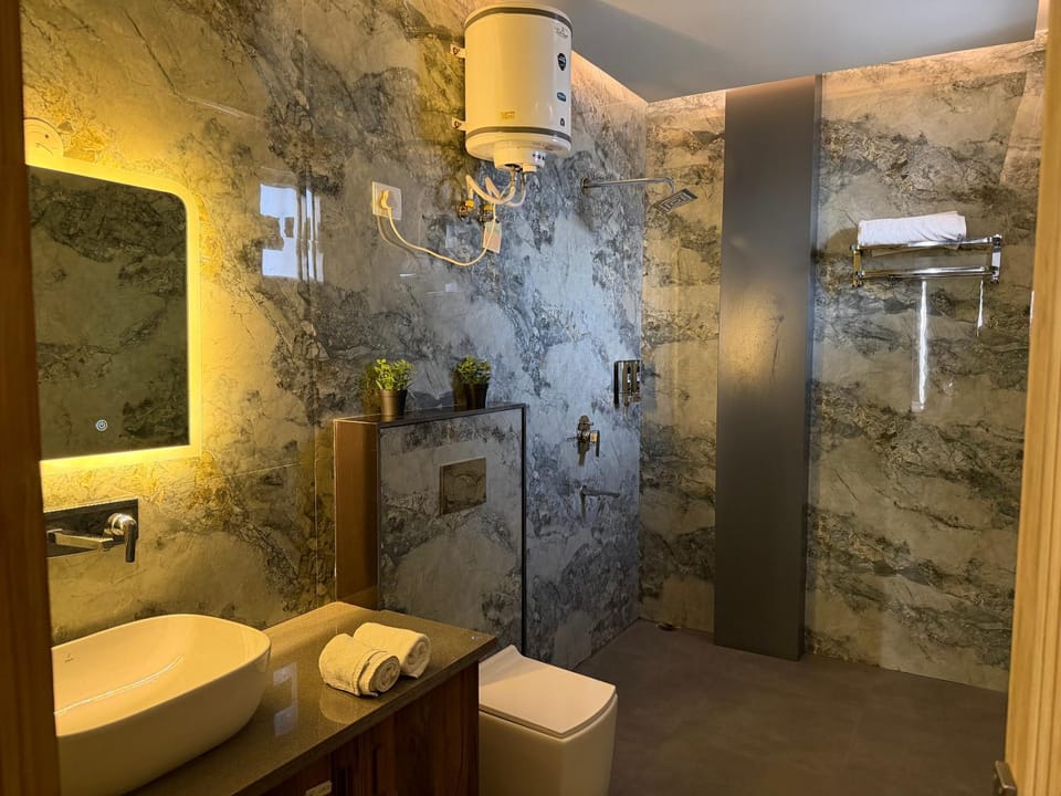 Hotel Savaya Luxury Stay Near AIIMS Rishikesh Hotel in Rishikesh