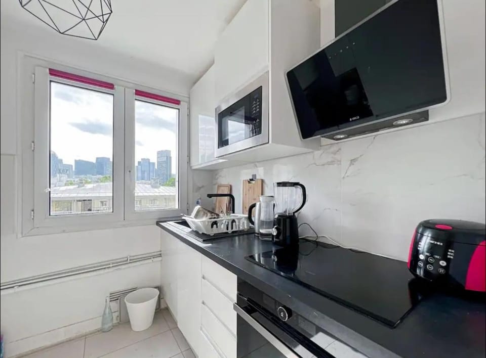 Coffee/tea facilities, Kitchen or kitchenette