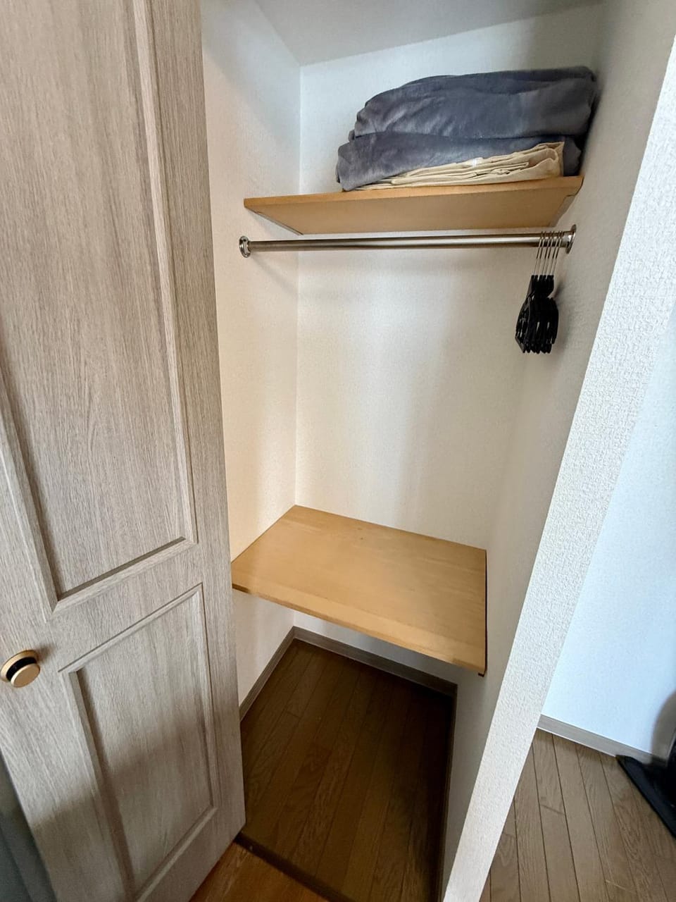 7-7札幌中心部電車6分の便利な豊平川の美しい部屋がオープン Apartment in Sapporo