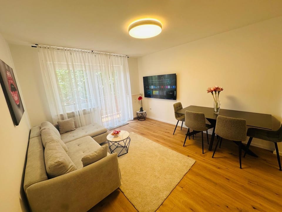 Living room, Seating area, Dining area