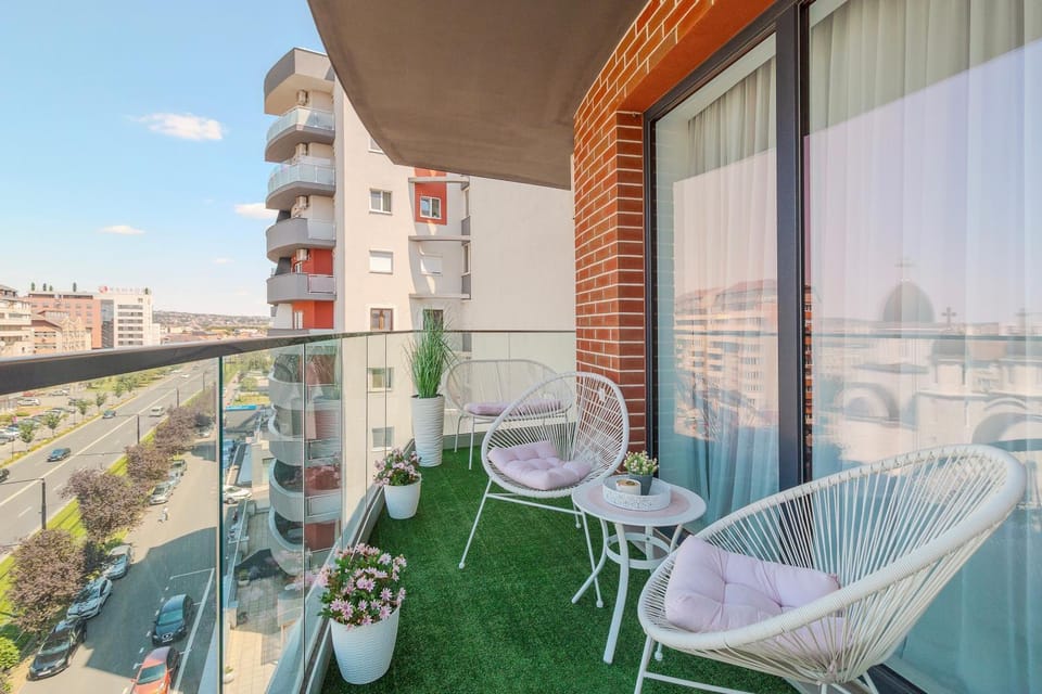 Property building, View (from property/room), Balcony/Terrace, Seating area