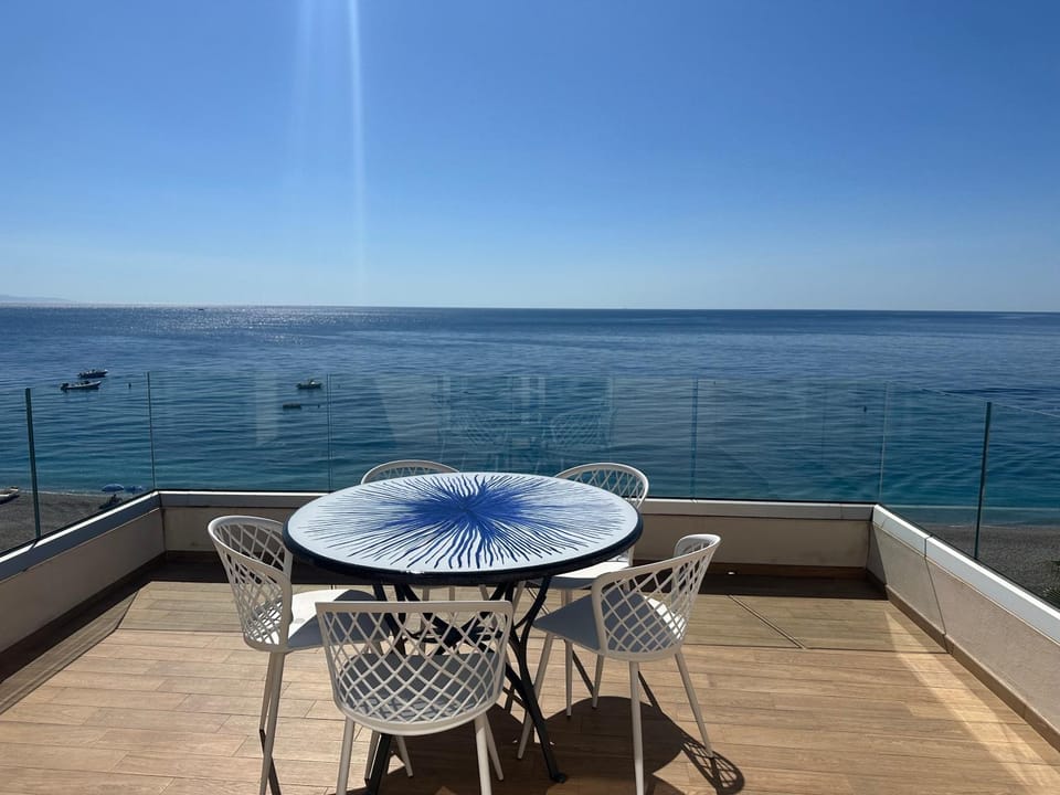 Natural landscape, View (from property/room), Balcony/Terrace, Sea view