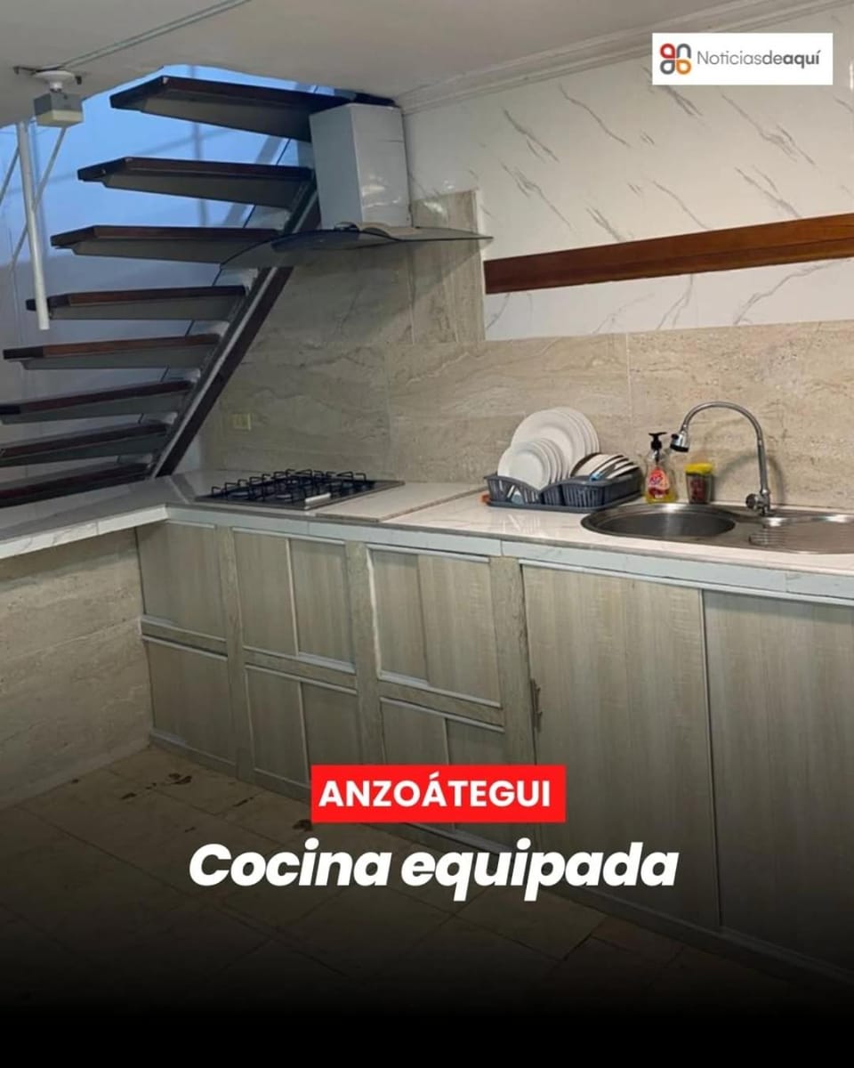 Apartamento duplex vacacional en Lechería Apartment in Venezuela