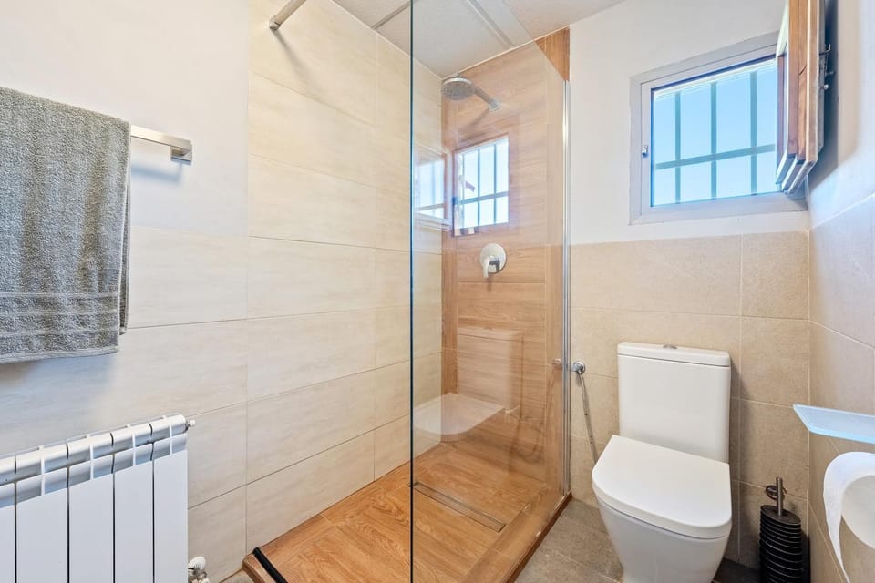 Bathroom, Living room