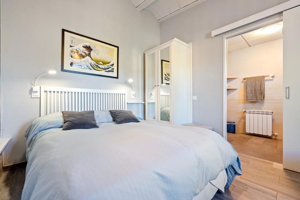 Living room, Bedroom