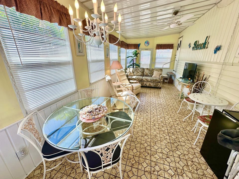 Coastal Paradise in This 1 Bedroom 1 Bath Beach Home on Nettles Island Resort House in Hutchinson Island